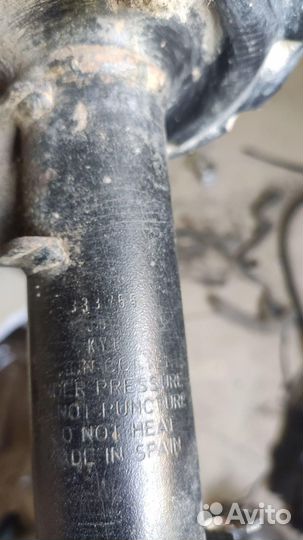 Амортизатор передний правый Opel Corsa C рест