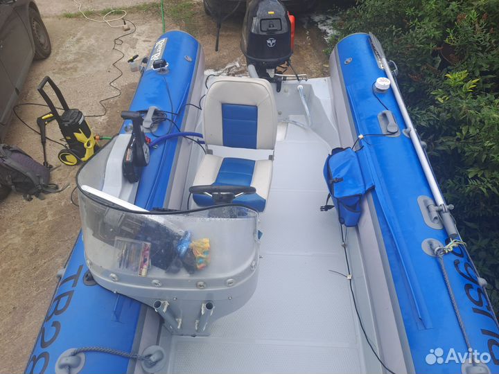Лодка риб Riverboats 430