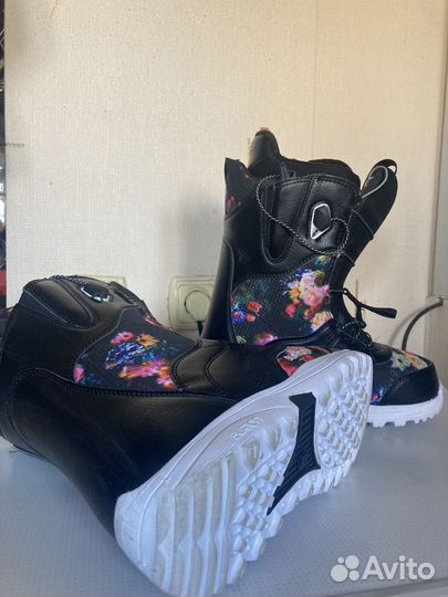 Сноубордические ботинки burton