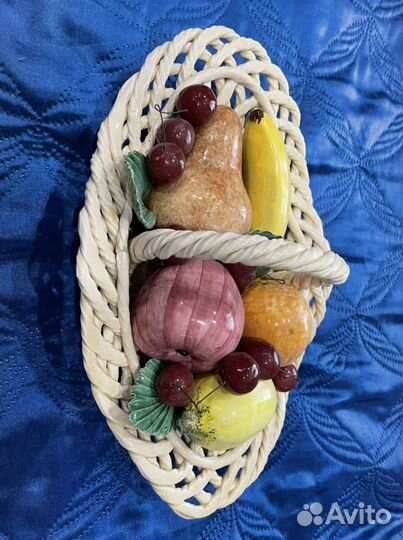 Ваза керамическая с фруктами производства Италия