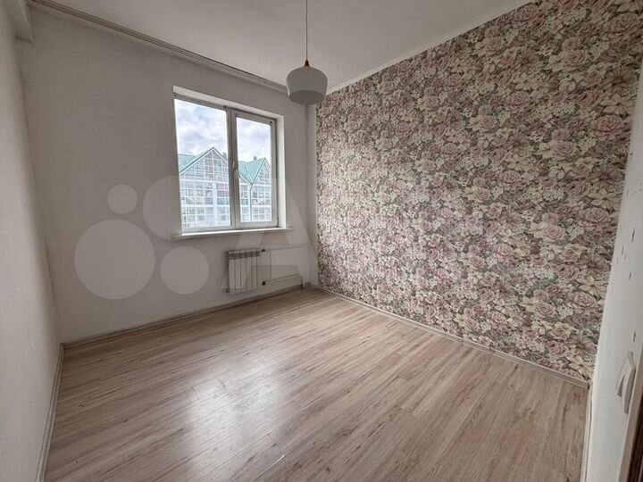 2-к. квартира, 43 м², 5/5 эт.