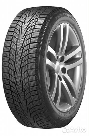 Hankook Winter I'Cept iZ 2 W616 215/65 R17 99T