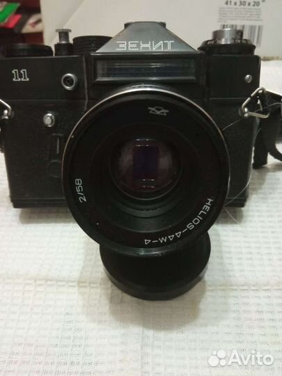 Плёночный фотоаппарат Зенит 11с объективом Гелиос