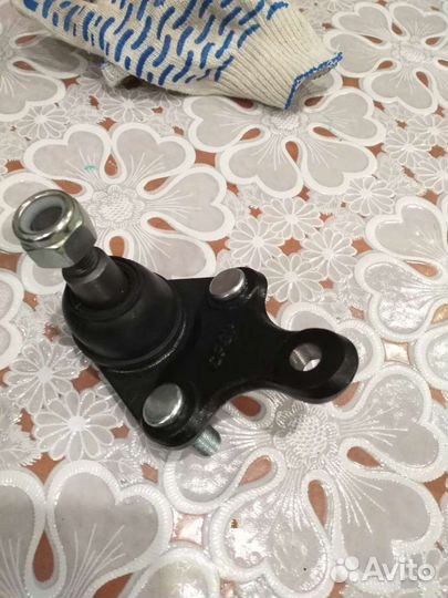 Toyota Camry 70 шаровая Lemforder 37243 01