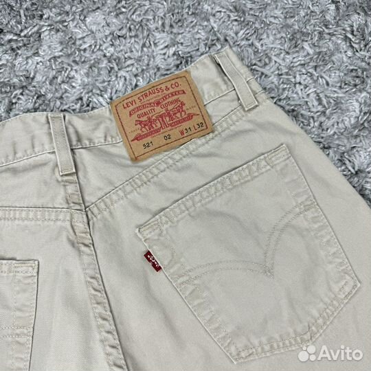 Чиносы Levis 521