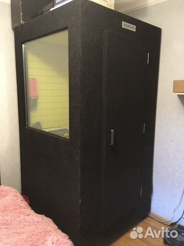 Вокальная кабина