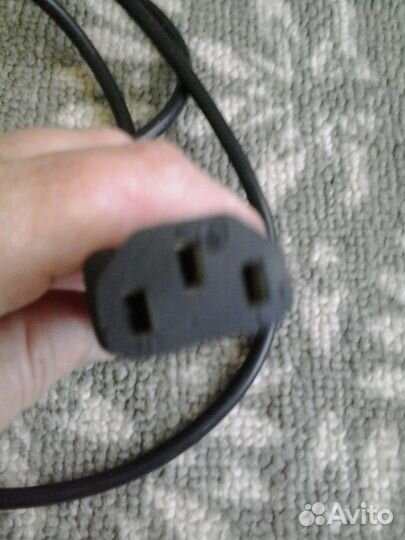 Шнур для компютера