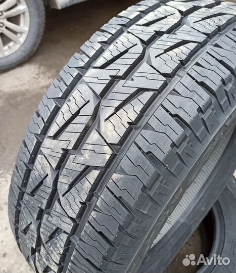 Bridgestone Dueler A/T 001 235/60 R16 100H