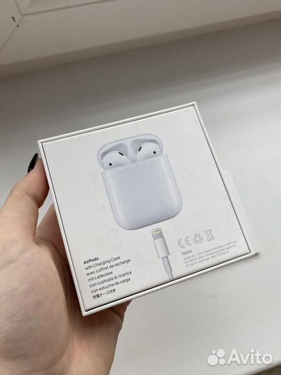 Apple airpods 2