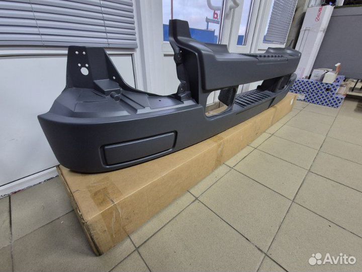 Бампер передний Renault Midlum