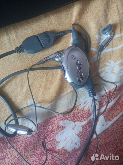 Motorola гарнитура