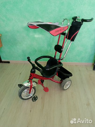 Трехколесный велосипед