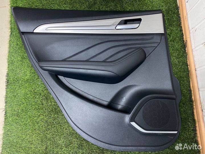 Обшивка двери задняя левая Haval F7 универсал 1.5