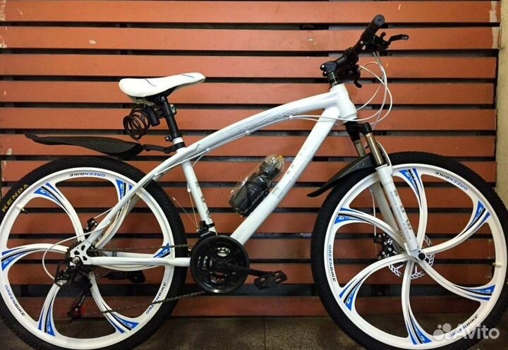 Велосипеды складные BMW M Competition26