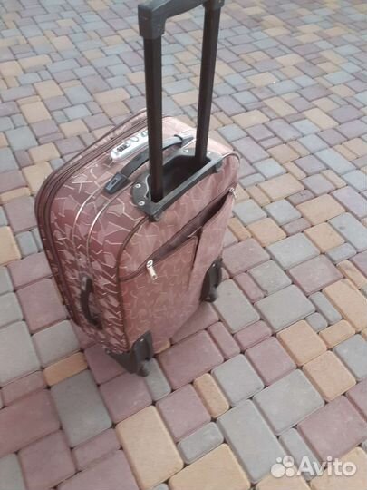Чемодан на колесах бу большой