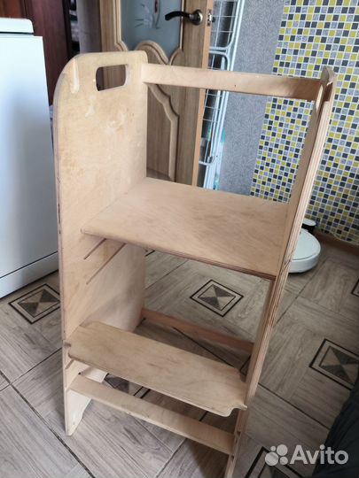 Растущий стул башня маленького помощника