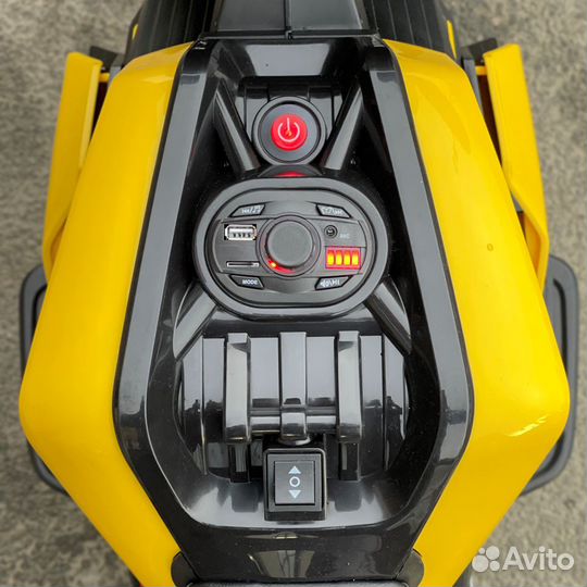 Мотоцикл трицикл