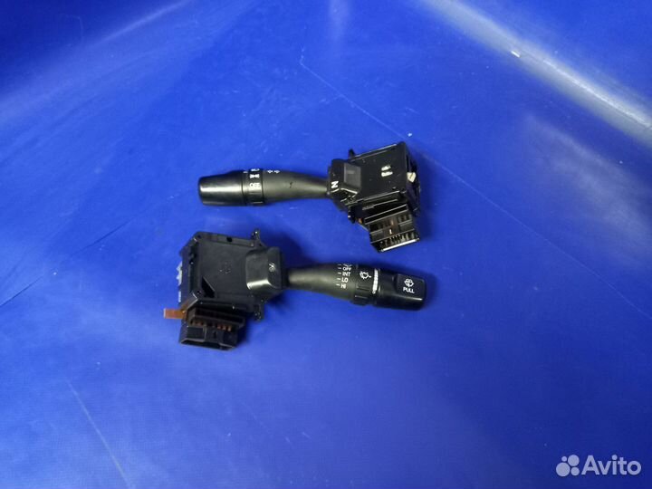 Переключатель подрулевой Hyundai accent