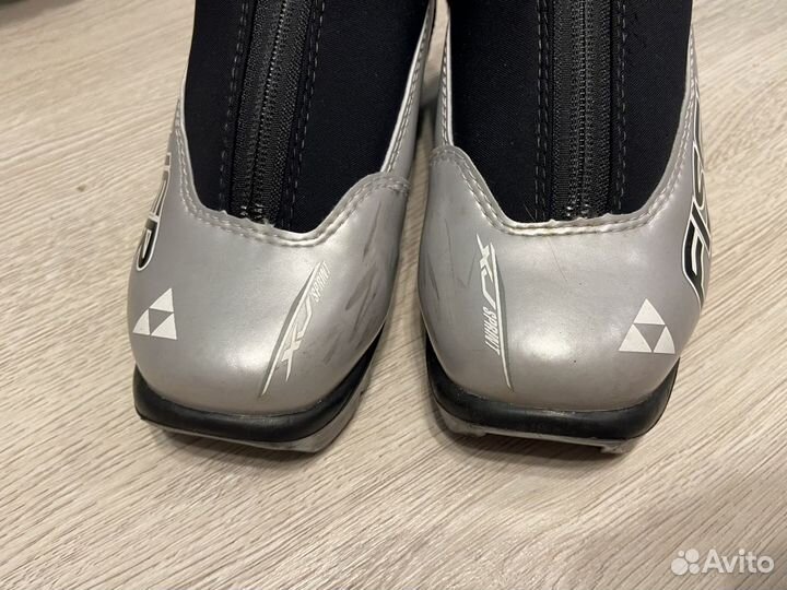 Лыжные ботинки fischer