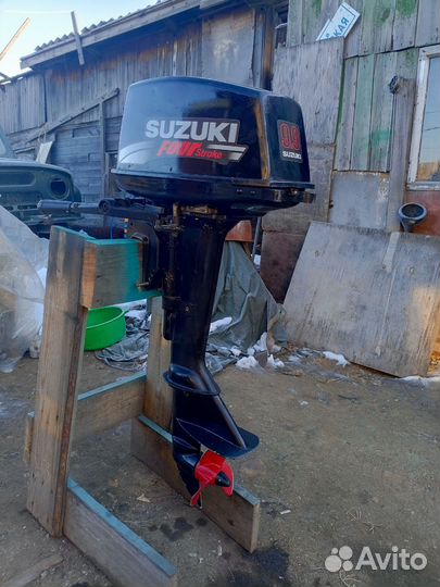 Лодочный мотор