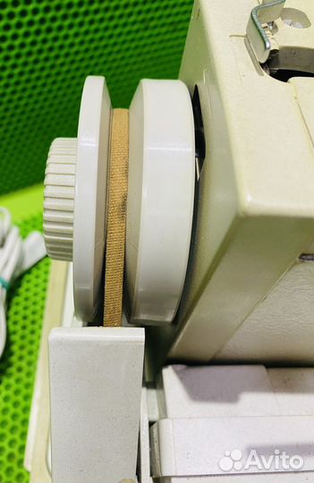 Швейная машина Victoria lady 1800fl