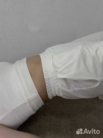 Спортивный костюм женский