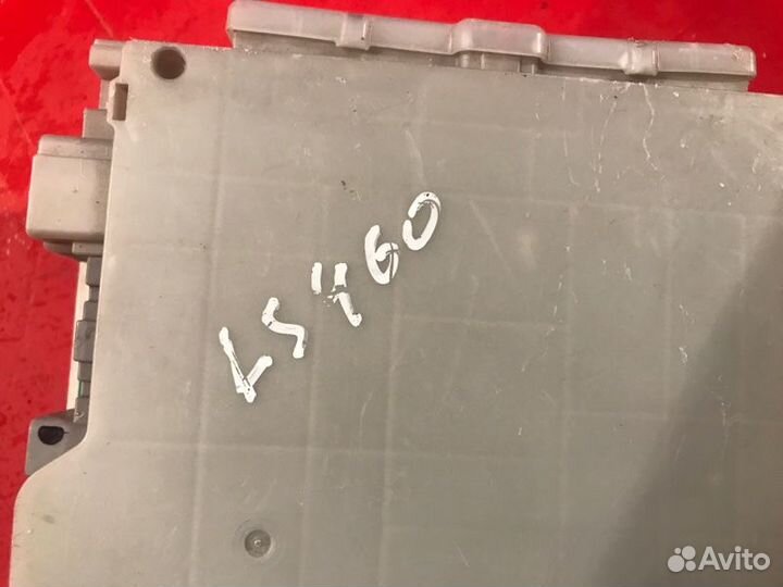 Блок предохранителей Lexus Ls 600