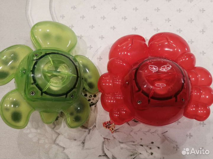 Игрушки для ванной светящиеся