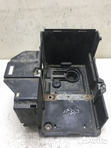 Полка аккумулятора Ford Focus 2 shda 2007