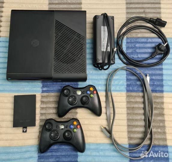 Xbox 360e 250gb freeboot