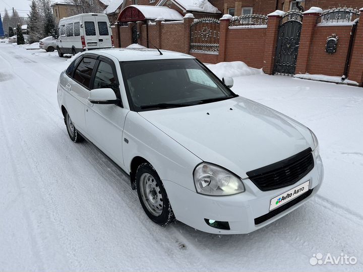 LADA Priora 1.6 МТ, 2012, 180 000 км