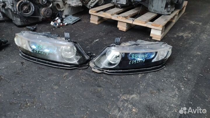 Фара на honda odyssey RB1 P4222