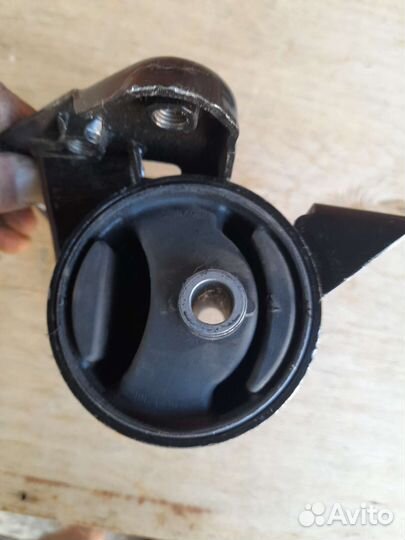 Подушка двигателя hyundai accent