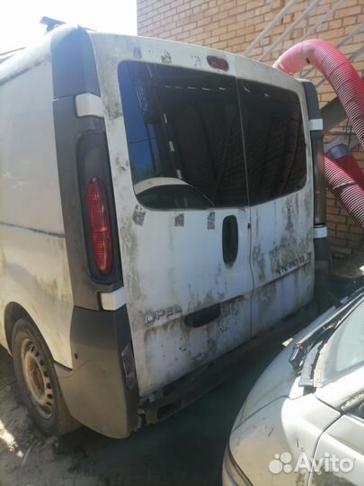 На разбор опель vivaro 1.9 2002 г.в