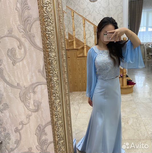 Платье вечернее