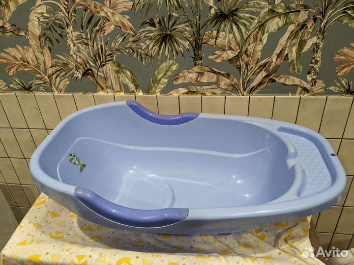 Ванночка для купания и развивающий коврик