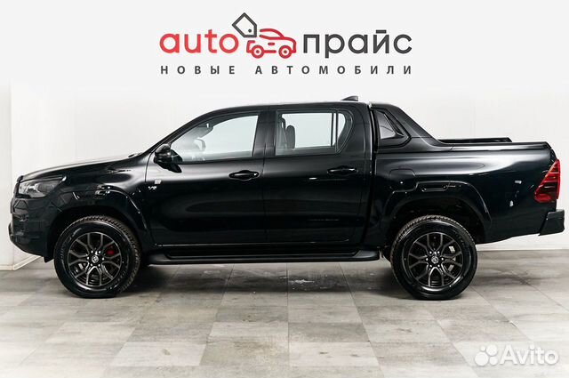 Toyota Hilux 4.0 AT, 2022, 1 км