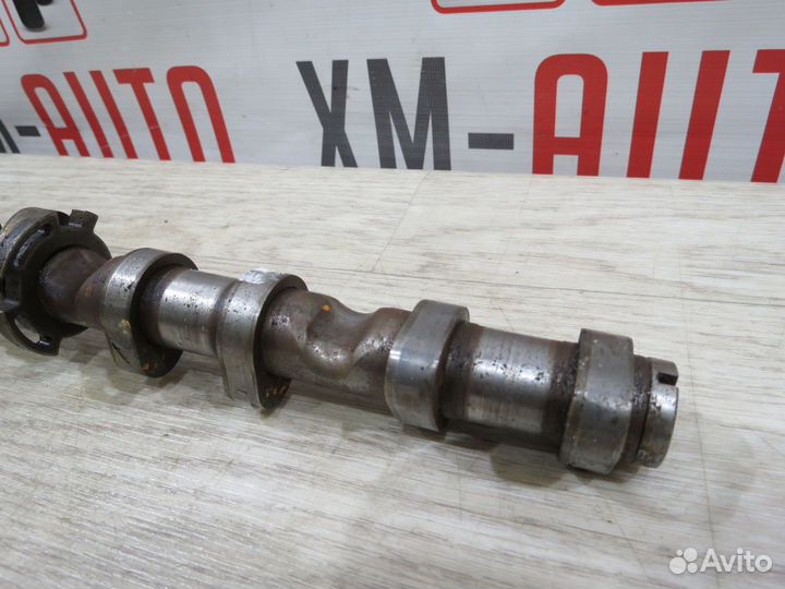 Распредвал впускной Audi Q3