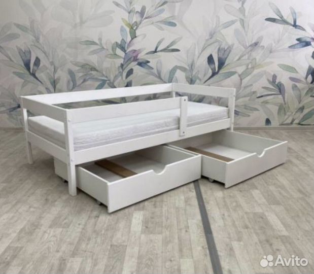 Кровать детская подростковая из массива березы