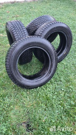 Gislaved Nord Frost 200 225/65 R17