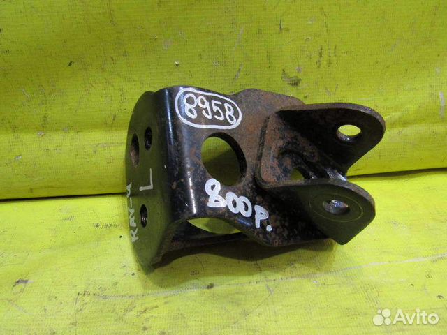 Кронштейн двигателя Toyota Rav 4 13-16г 8958