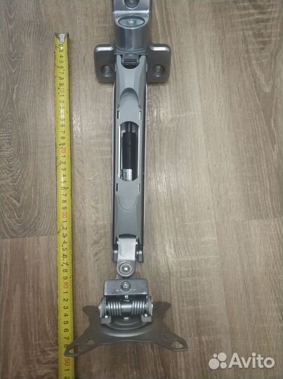 Кронштейн для телевизора поворотный