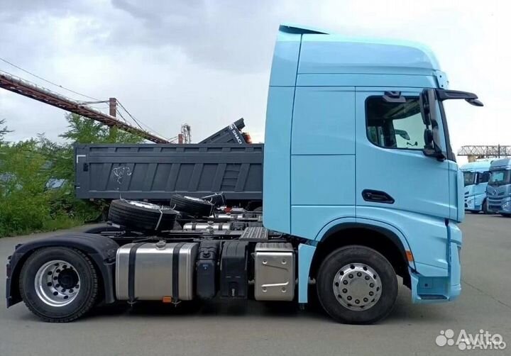 Shacman (Shaanxi) SX4188YY381, 2023