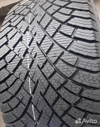 Nokian Tyres Hakkapeliitta R5 SUV 275/45 R21 110T