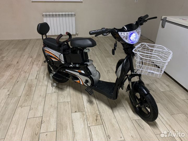 Новый Электроскутер