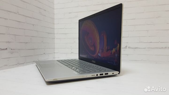 Быстрый ноутбук Asus AMD-3,7Gz/8Gb/SSD гарантия