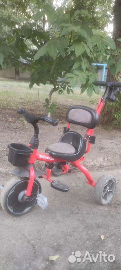 Детский велосипед с ручкой бу