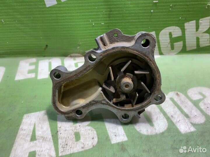 Помпа Mitsubishi Lancer Cedia 4G15