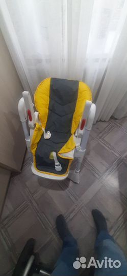 Детский стульчик для кормления