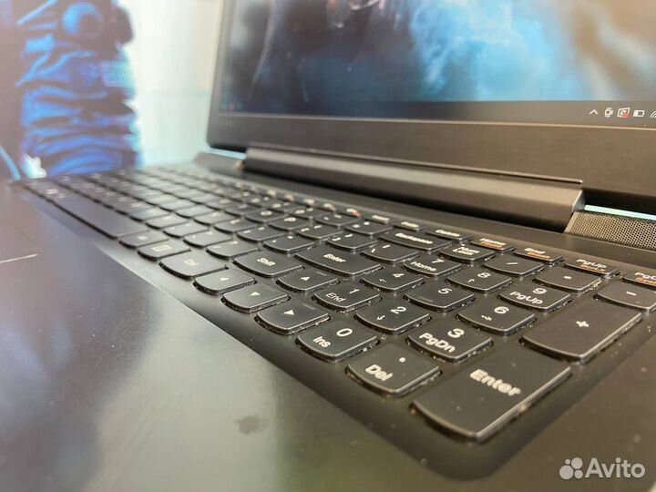 Игровой ноутбук Lenovo i5/950M/8gb/SSD/FullHD+IPS